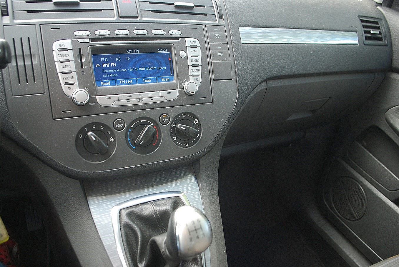 
								Ford C-MAX I 2008 full									