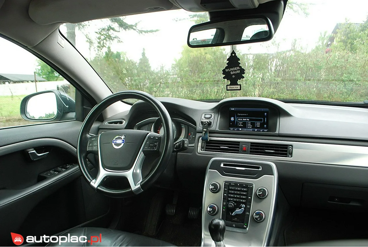 
										Volvo V70 III 2.0 2013 full									