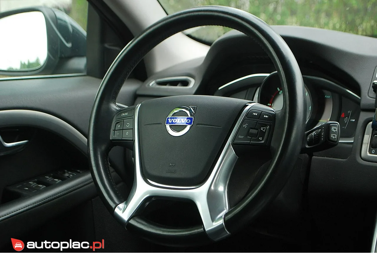 
										Volvo V70 III 2.0 2013 full									