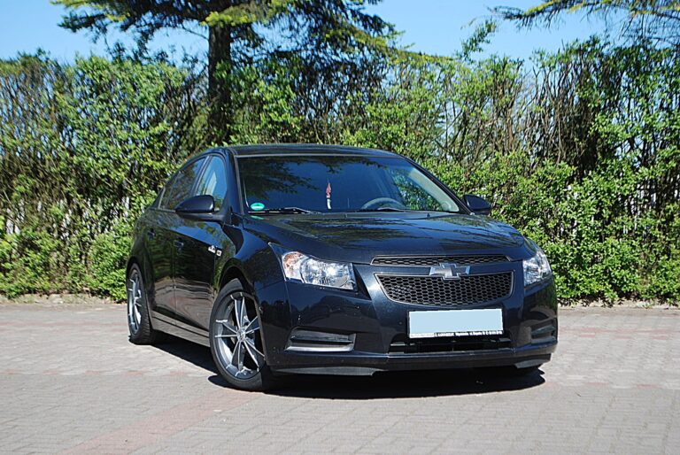 Chevrolet Cruze 1,6 benzyna.