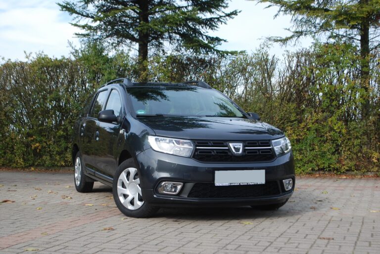 Dacia Logan kombi. 1,0 benzyna.