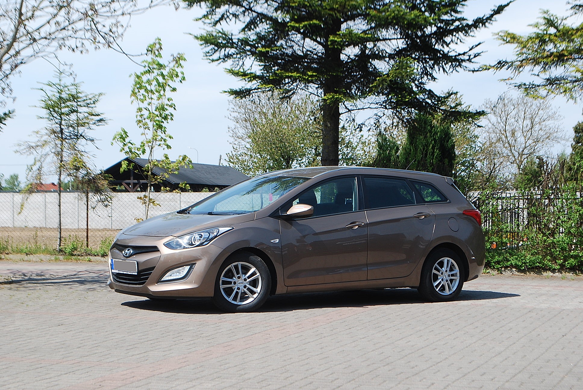 
								Hyundai i30 kombi. full									