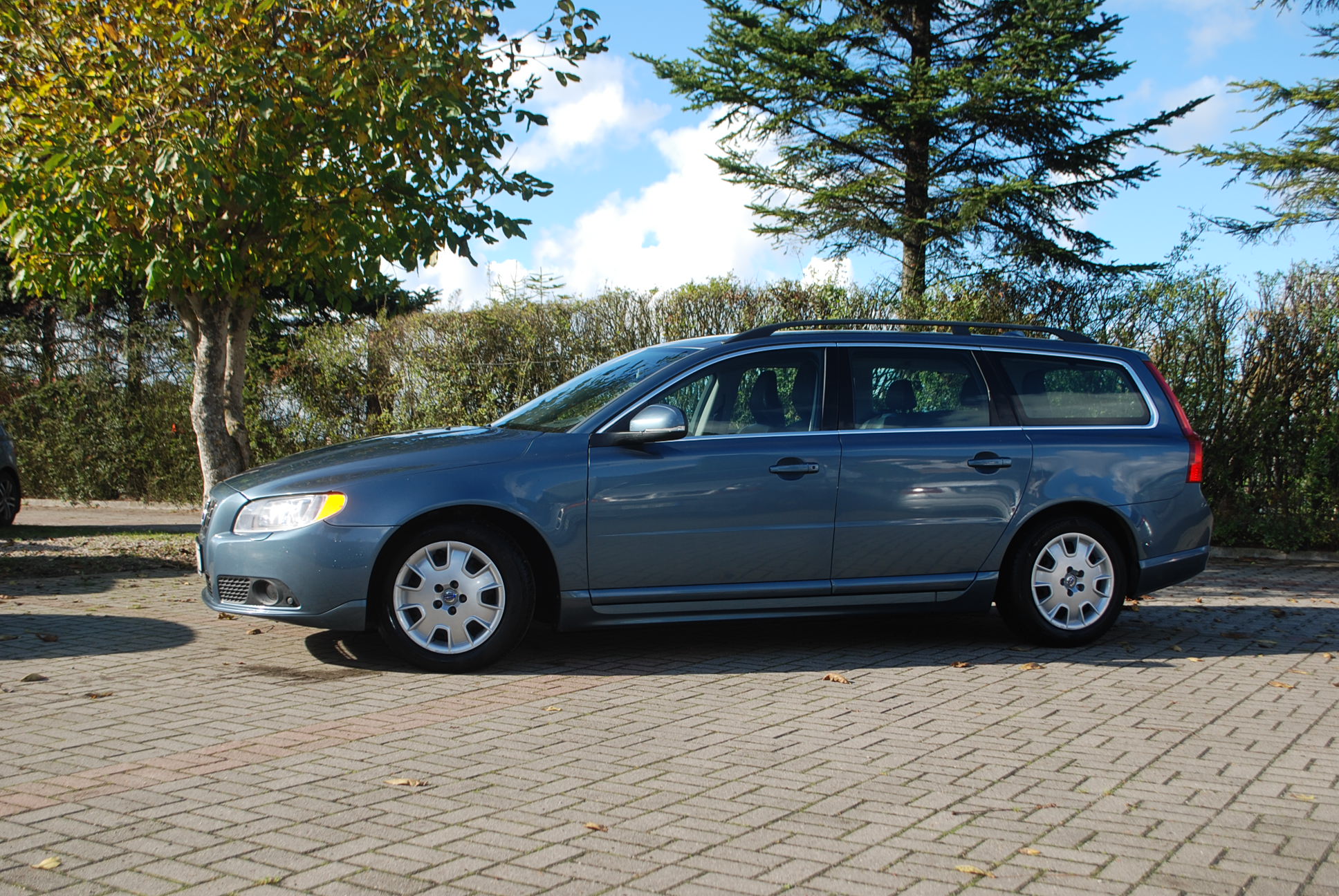 
								Volvo V70 2,0 diesel. full									