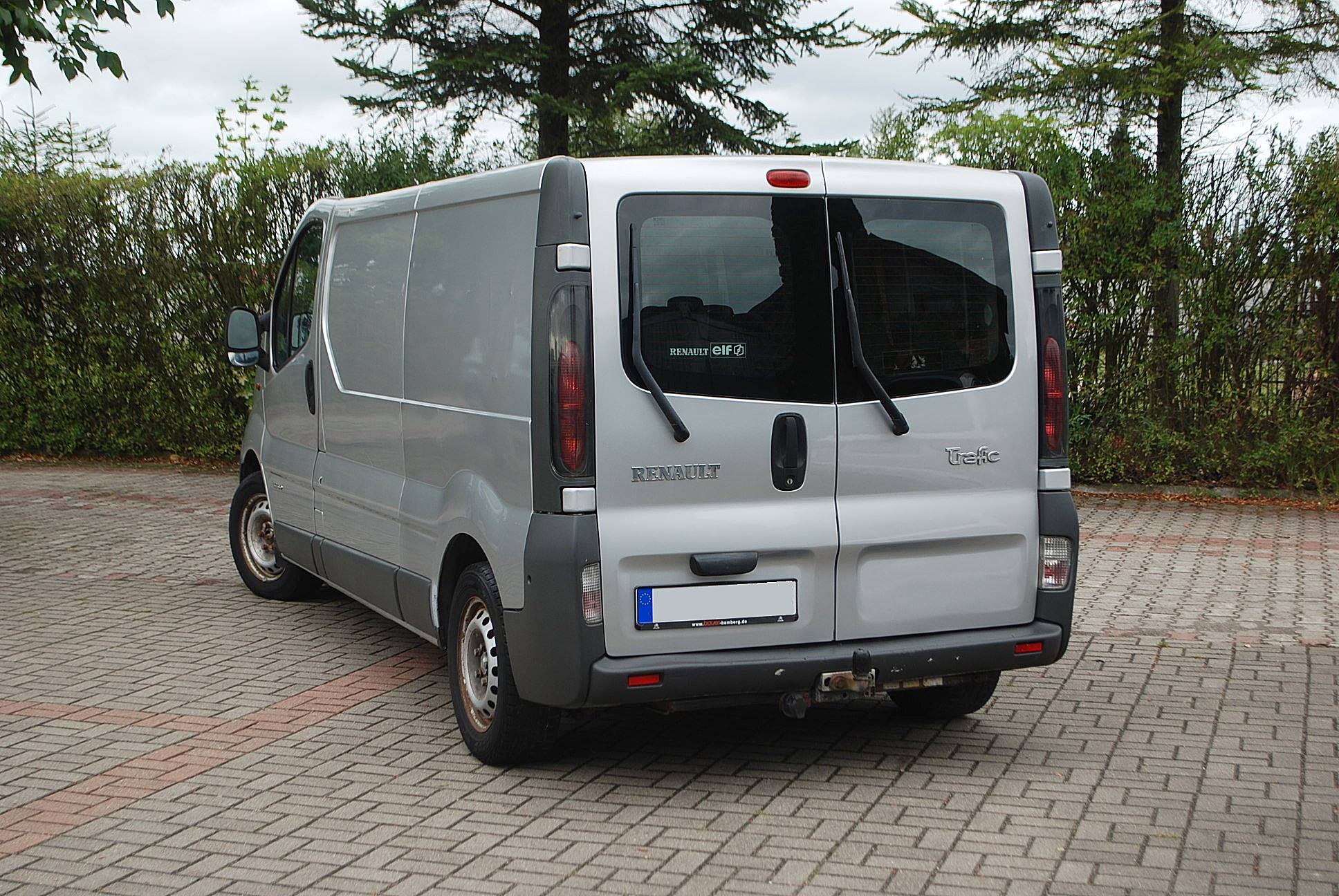 
								Renault Trafic L2H1. full									