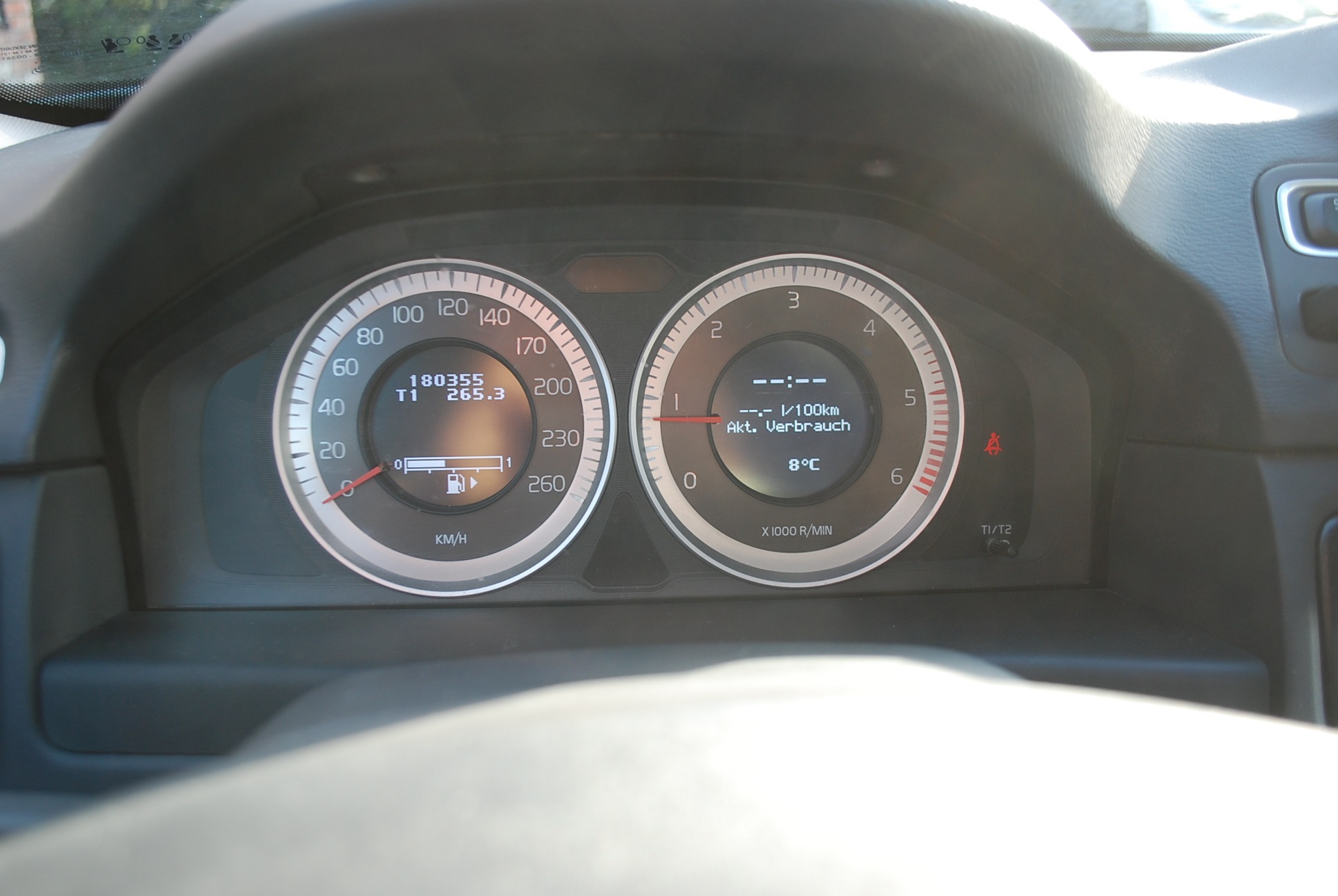 
								Volvo V70 2,0 diesel. full									