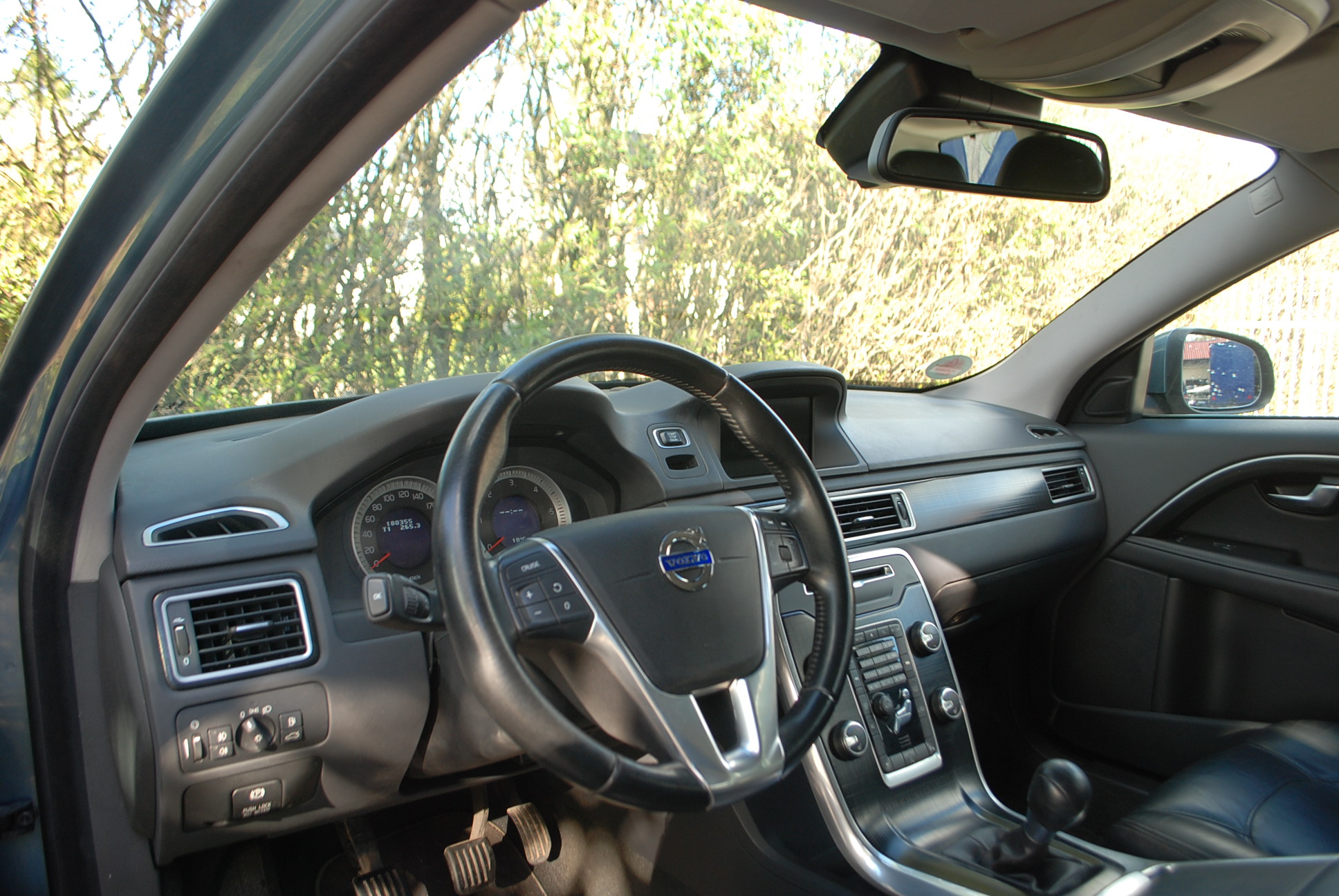 
								Volvo V70 2,0 diesel. full									