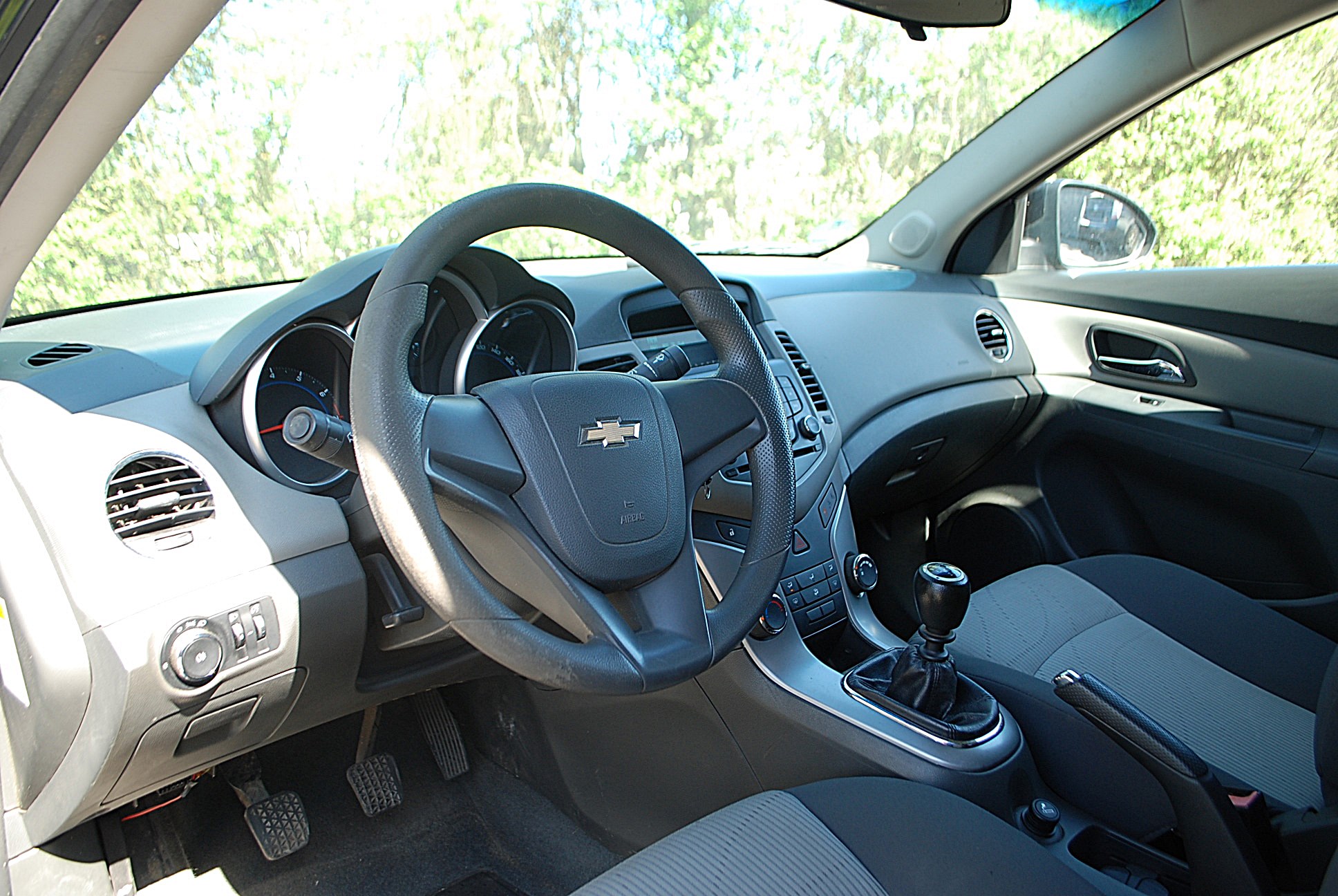 
								Chevrolet Cruze 1,6 benzyna. full									