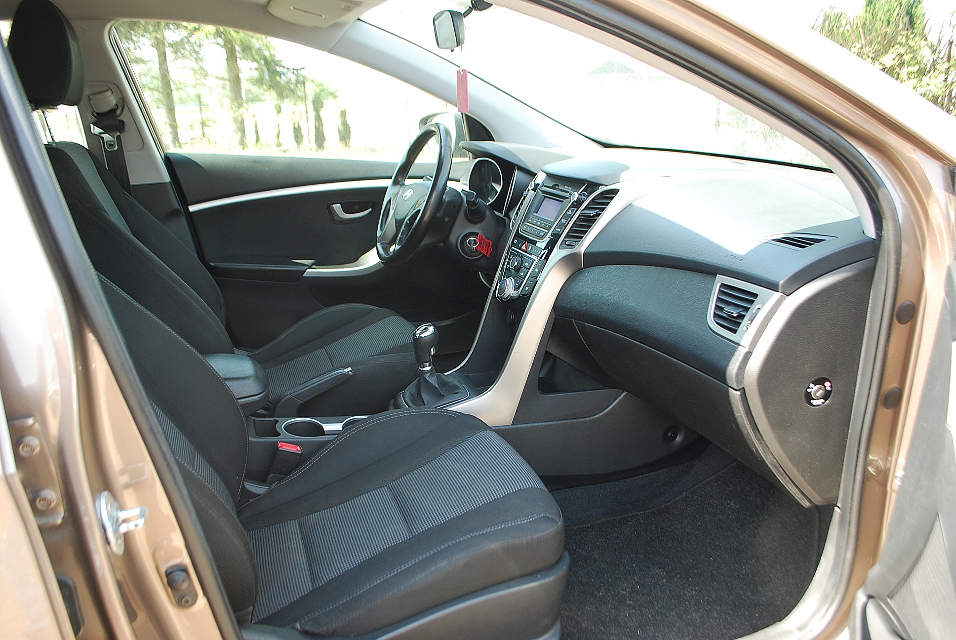 
								Hyundai i30 kombi. full									