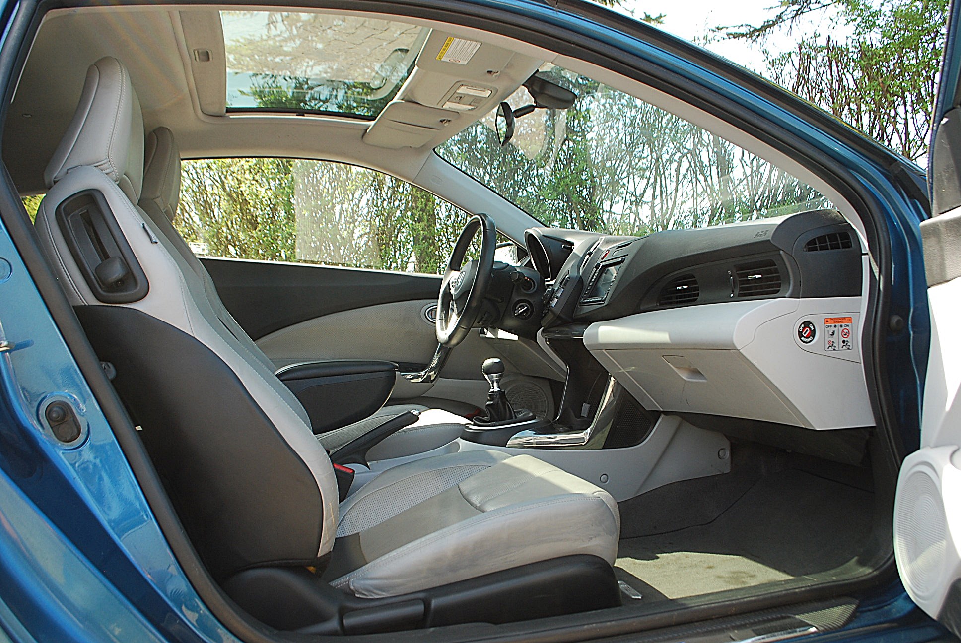 
								Honda C-RZ 1,5 benzyna-hybryda. full									