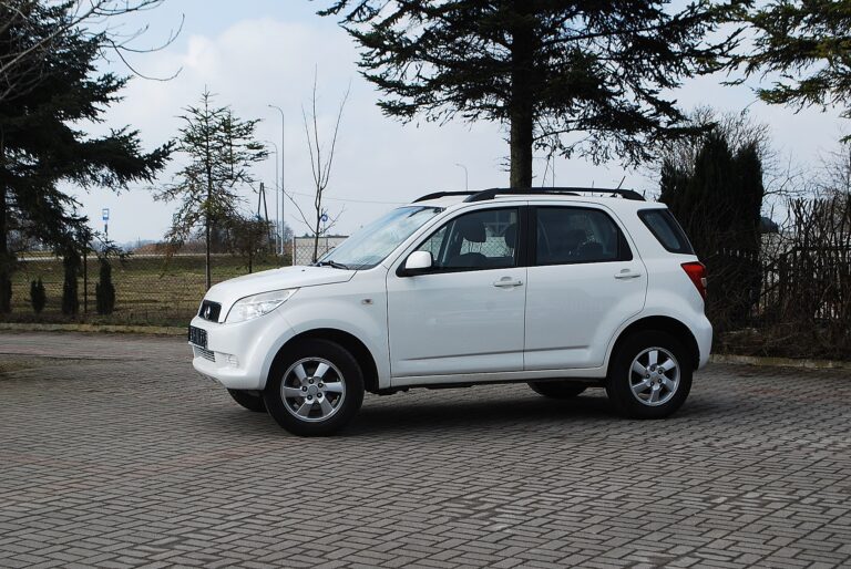 Daihatsu Terios II. 1,5 benzyna.