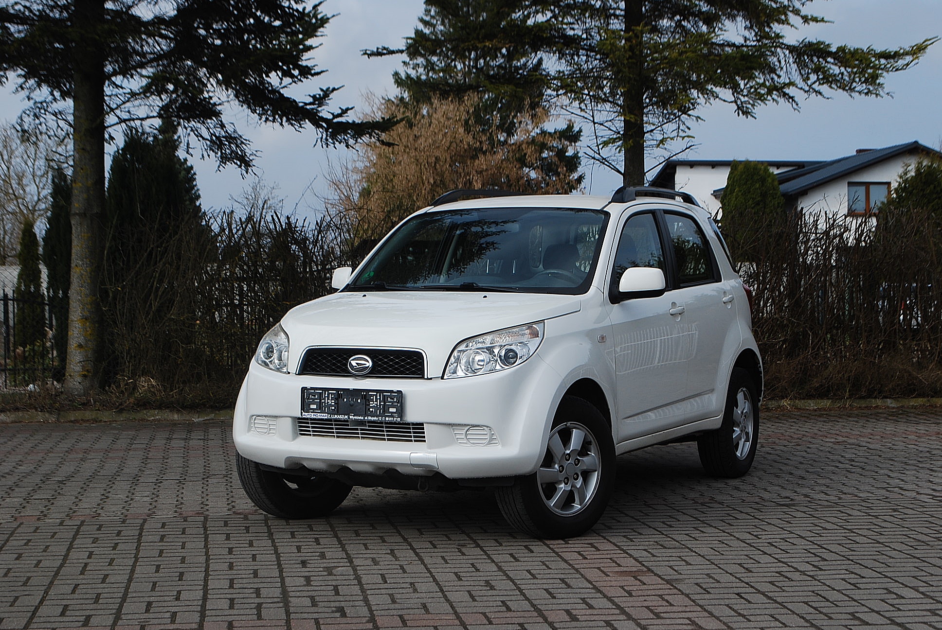 
								Daihatsu Terios II. 1,5 benzyna. full									