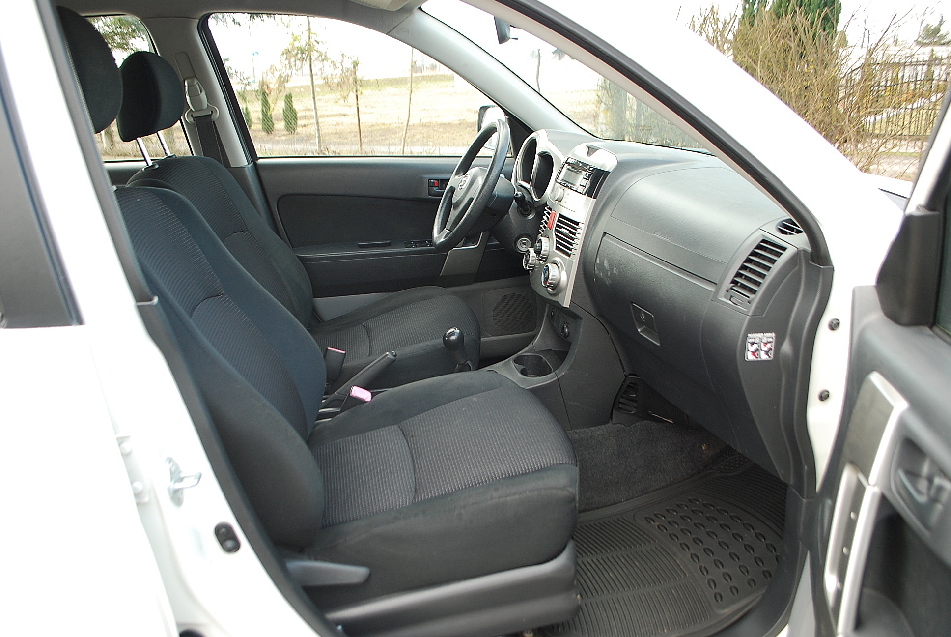 
								Daihatsu Terios II. 1,5 benzyna. full									