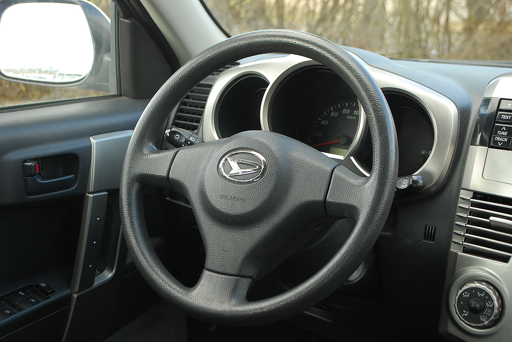 
								Daihatsu Terios II. 1,5 benzyna. full									