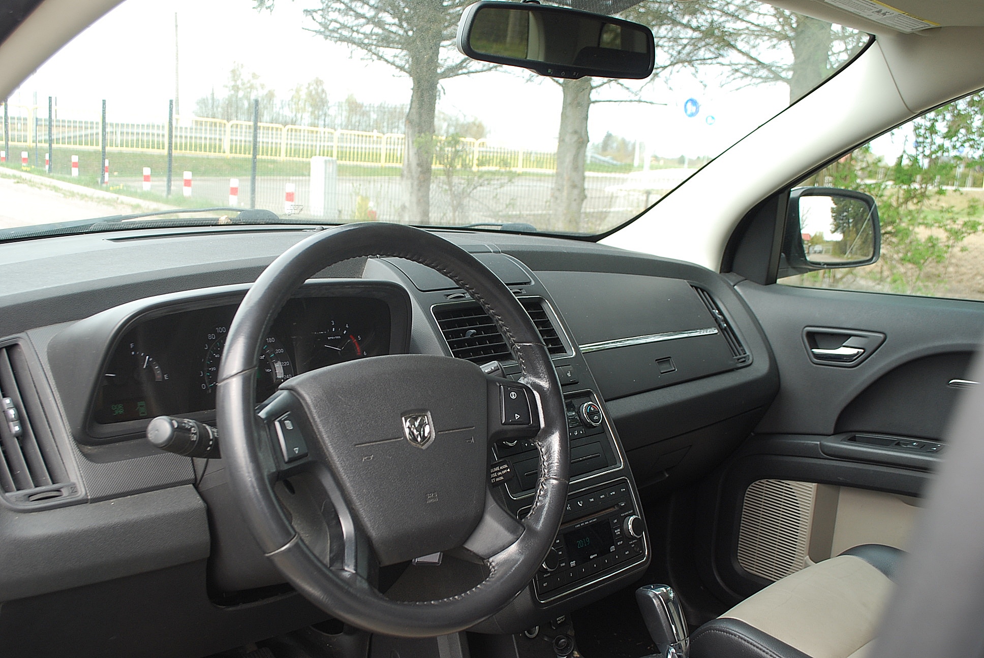 
								Dodge Journey. Automat. full									