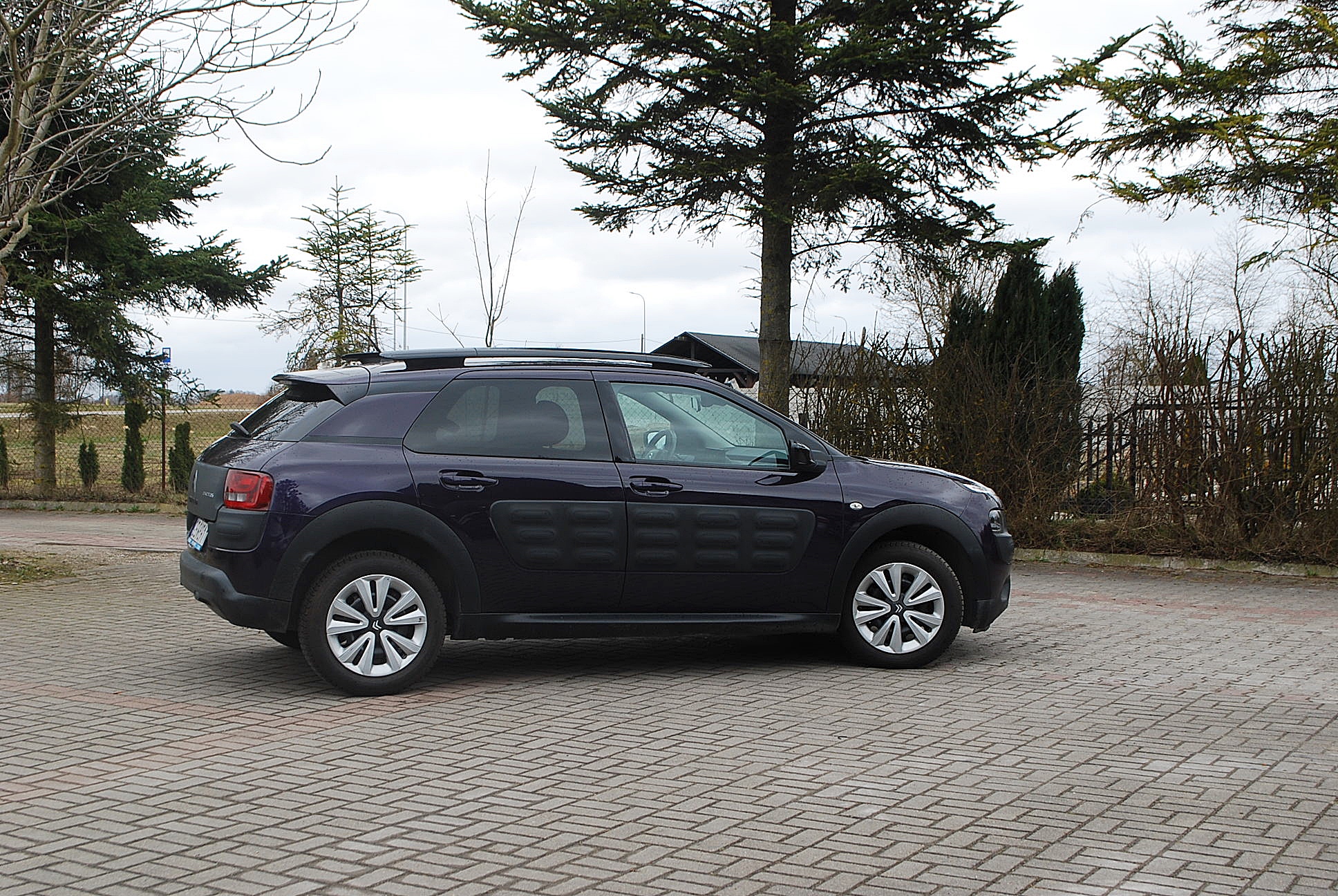 
								Citroen C4 Cactus. 1,2 benzyna. full									