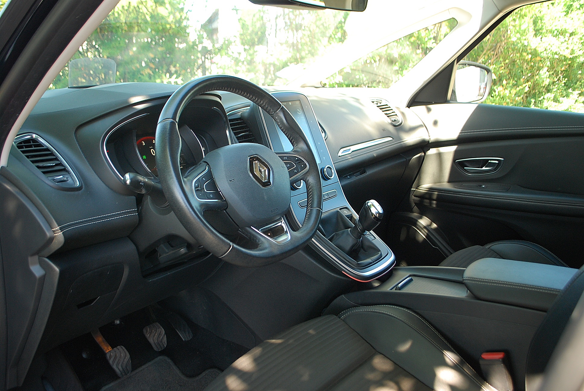 
								Renault Scenic IV. full									
