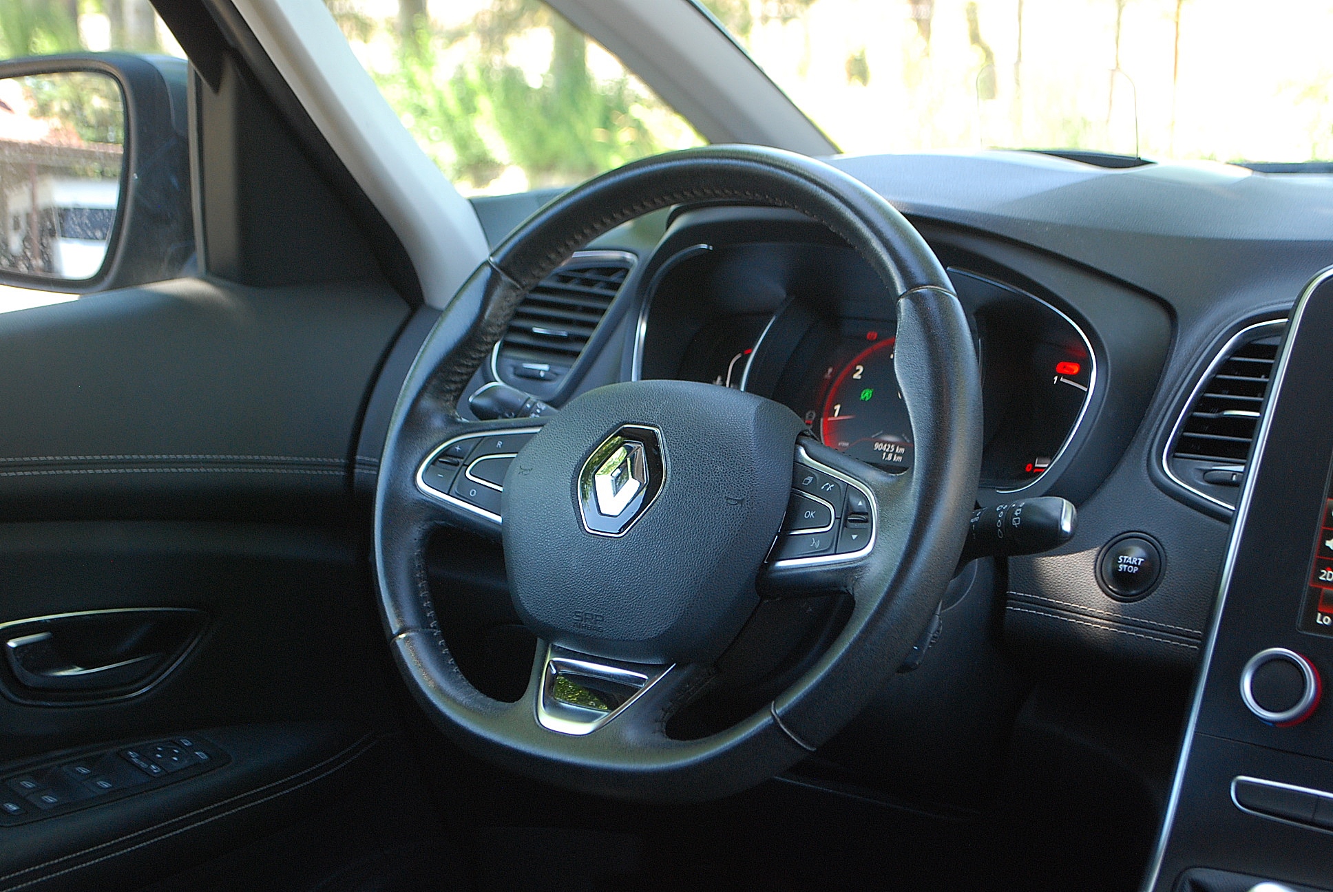 
								Renault Scenic IV. full									