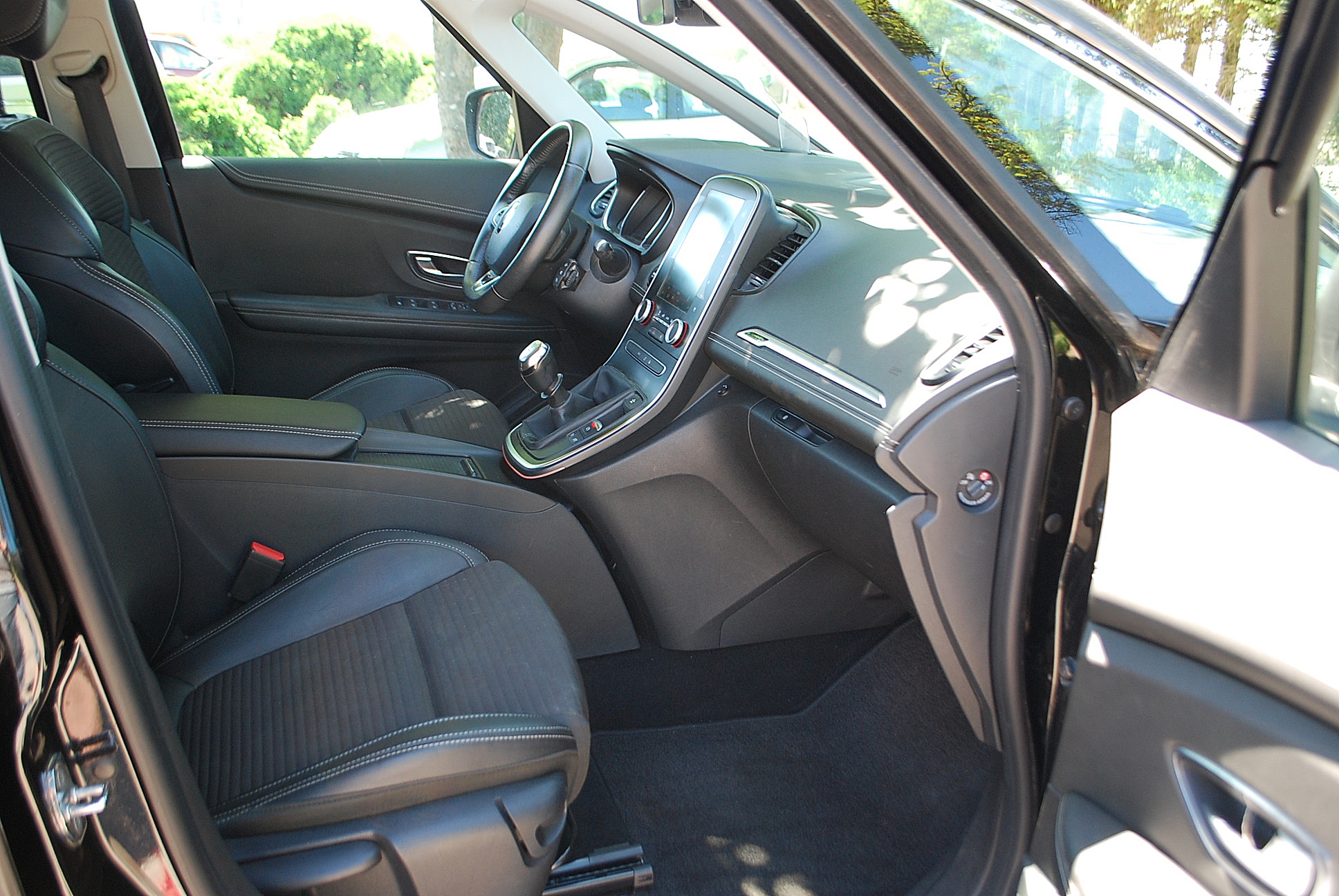 
								Renault Scenic IV. full									